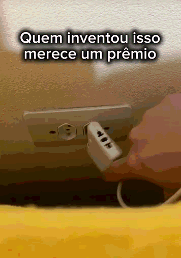 ADAPTADOR DE TOMA CORRIENTE