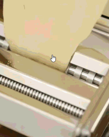 MÁQUINA DE HACER PASTA